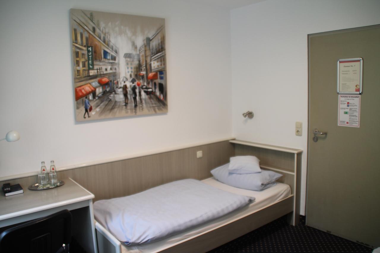 Autobahn Motel Siegerland Ost Зіген Екстер'єр фото